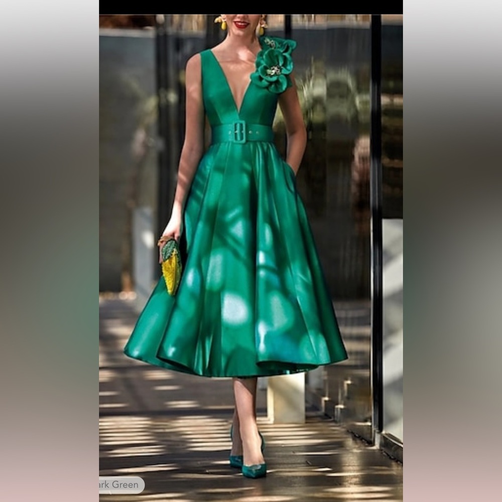Elegant Green V-Neck Dress Prom Cocktail